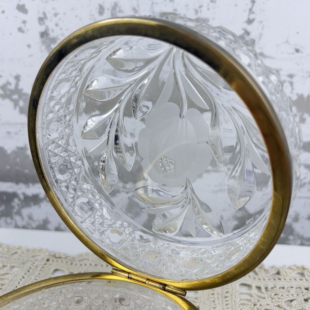 Vtg French Cut & Formed Glass Baccarat Style Jewelry Casket Trinket Box 4.75” - Picture 8 of 14